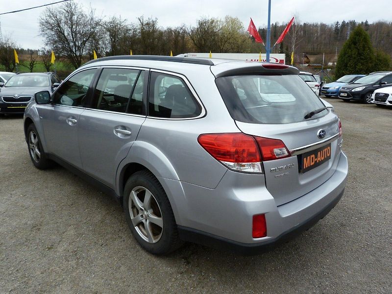 Subaru Outback 2,0D  110kW BRD - fotka 7 z 18