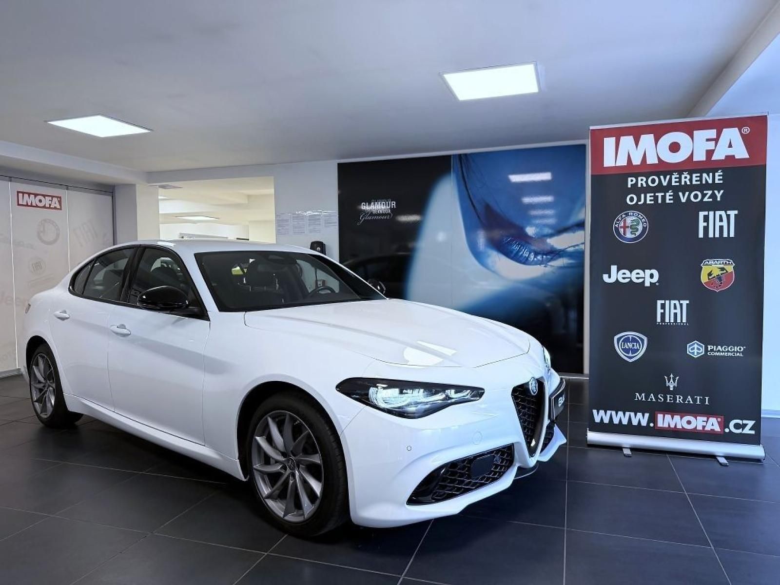 Alfa Romeo Giulia 2.2 JTDm 210k AT8 ZF Q4 4x4 Sp