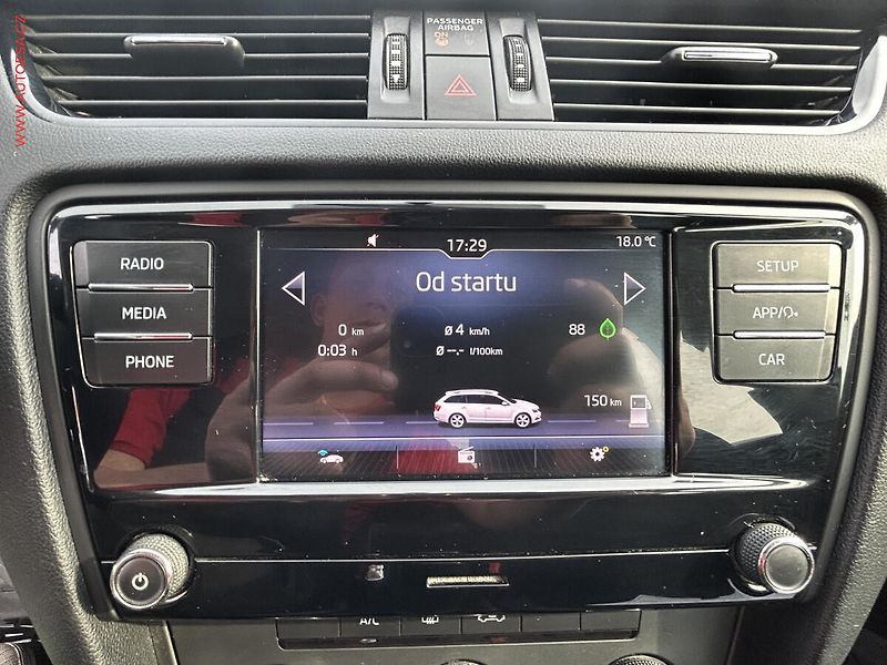 Škoda Octavia (2017) 1.6 TDi, ČR, Ambition, AC - fotka 16 z 16