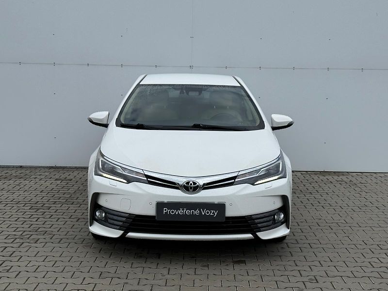 Toyota Corolla 1.6 VVT-i Active Trend - fotka 4 z 26