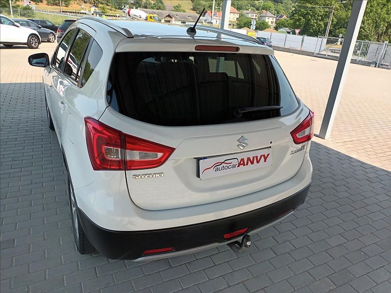 Suzuki SX4 S-Cross 1,4 ,103kw,ČR,1MAJ,LED,TAŽNÉ, - fotka 6 z 43