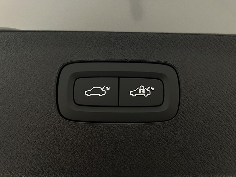 Volvo XC90 (2026) T8 AWD RECHARGE PLUS AUT - fotka 6 z 20