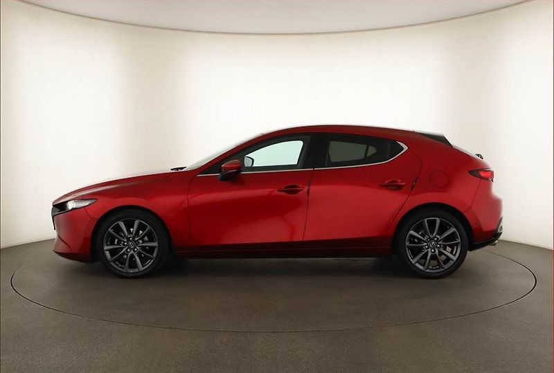 Mazda 3 (2021) 2.0 Skyactiv-G - fotka 3 z 14