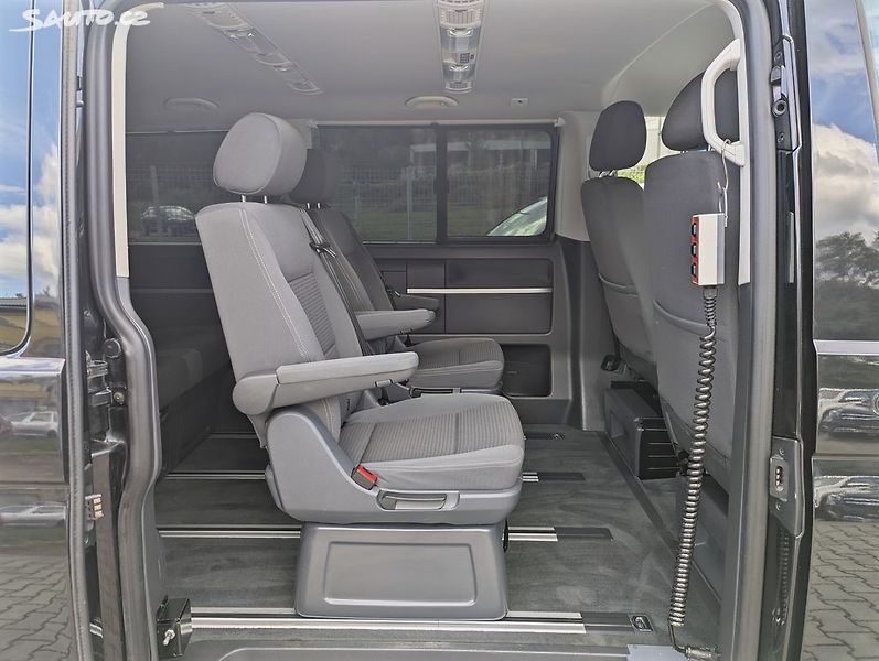Volkswagen Multivan 2.0 TDi 103kW TEMPOMAT WEBASTO - fotka 10 z 22