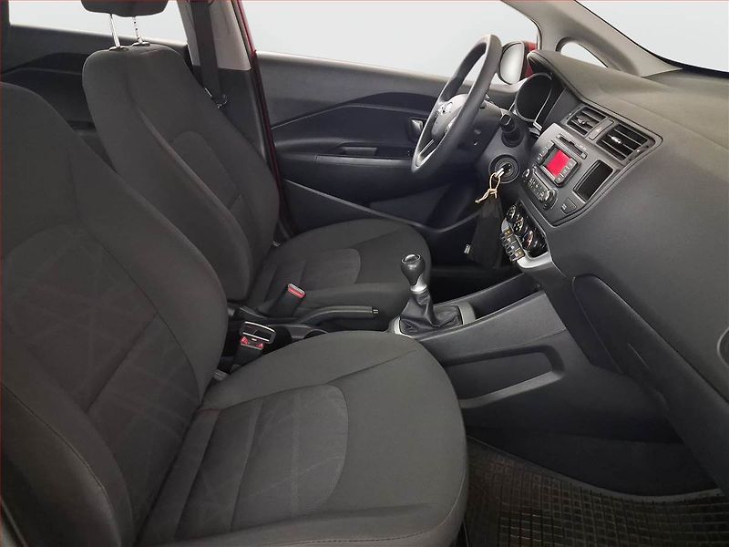 Kia Rio (2015) 1.25 CVVT, ČR,1.maj - fotka 9 z 16