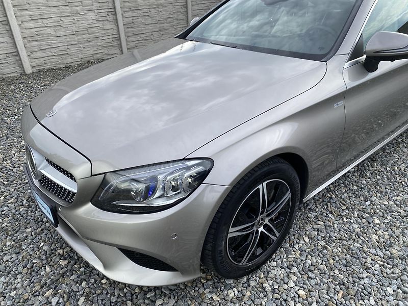 Mercedes-Benz Třídy C C 400 COUPE 4MATIC 51.000KM - fotka 15 z 149