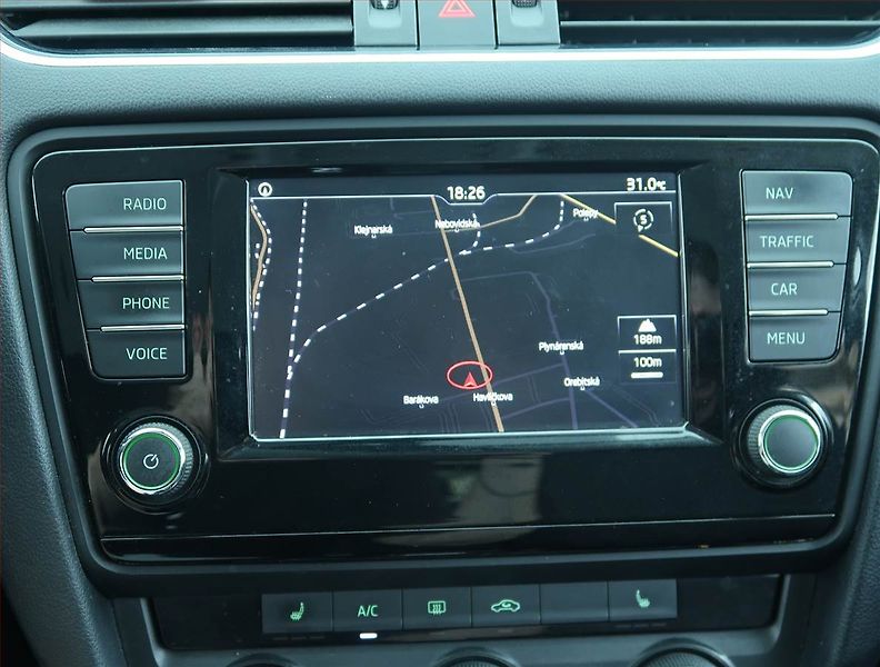 Škoda Octavia (2015) Ambition 1.6 TDI, Automat - fotka 17 z 17