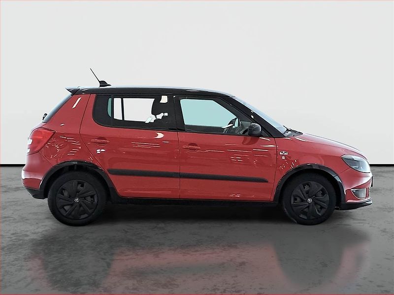 Škoda Fabia (2011) Monte Carlo 1.2 TSI, Navi - fotka 6 z 14