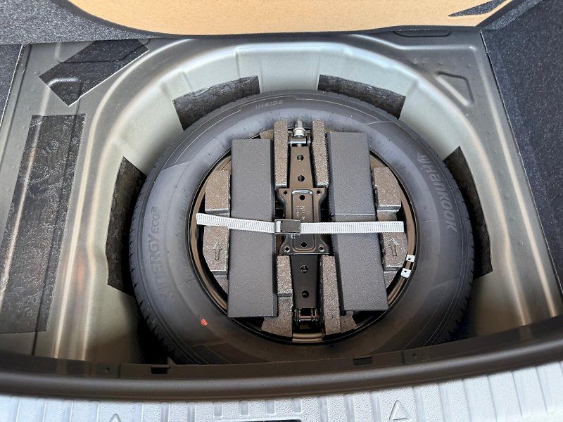 Škoda Scala (2025) Selection 1.0 TSI / 85 kW M6 - fotka 21 z 25