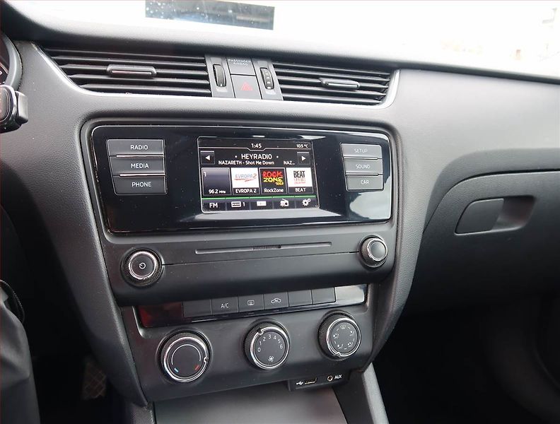 Škoda Octavia (2017) 1.6 TDI - fotka 12 z 16