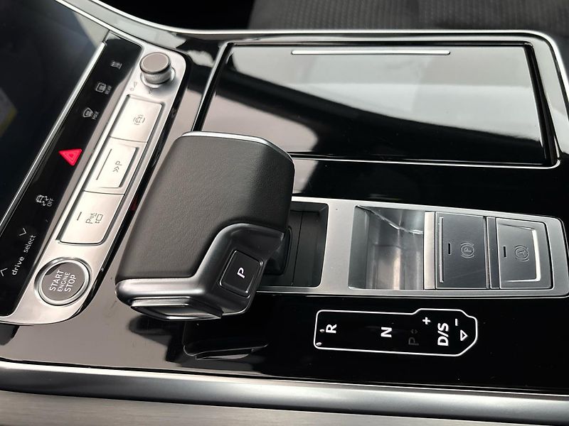 Audi Q7 S-Line TOP!! - fotka 20 z 32