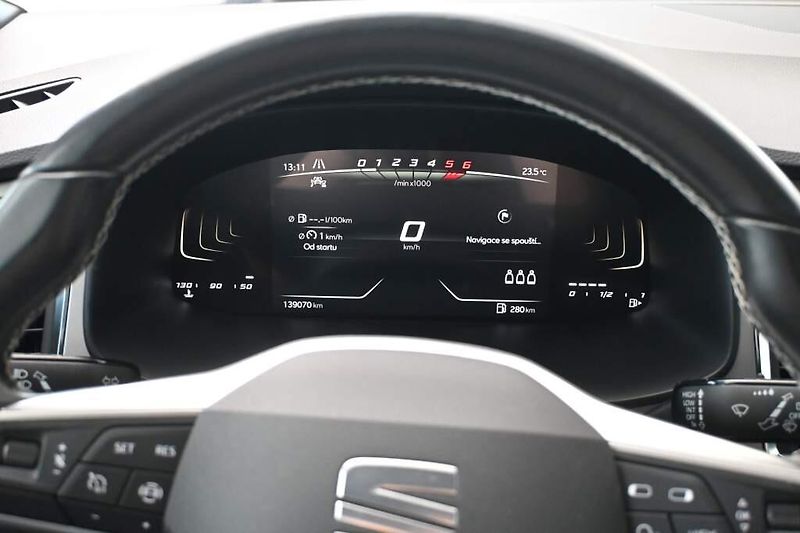 Seat Ateca (2023) 2.0 LED XPERIENCE Virtual Tažn - fotka 28 z 33
