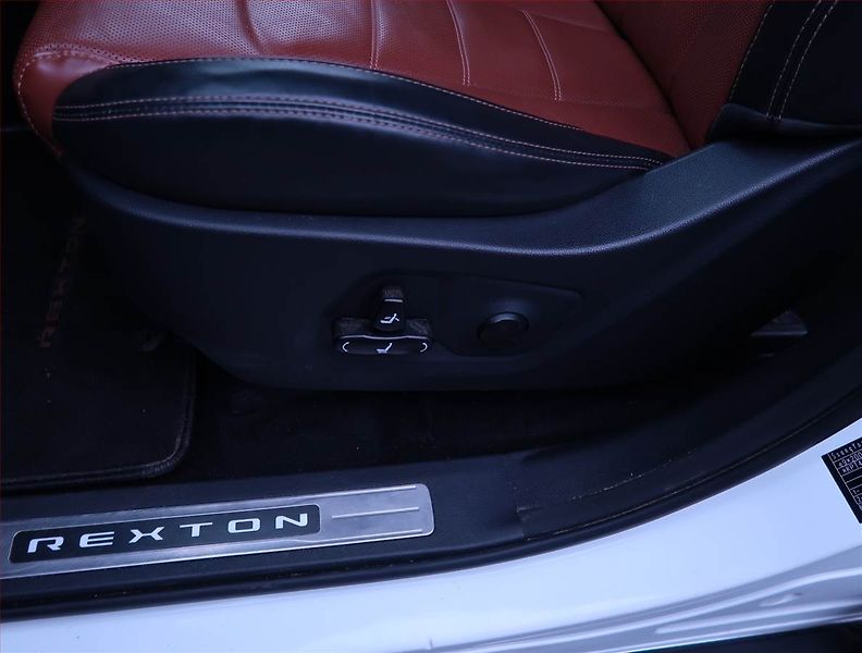 SsangYong Rexton (2019) 2.2 Diesel, 4X4, Automat - fotka 19 z 23