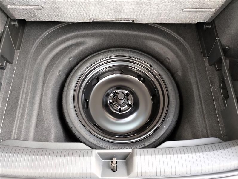 Volkswagen Golf Variant 1,5 eTSI 7DSG mHEV  Life - fotka 15 z 17