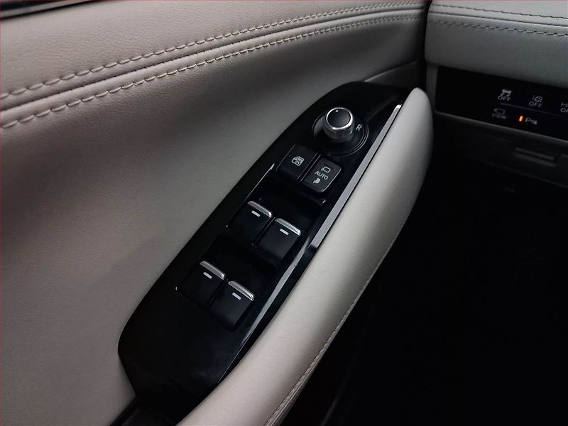Mazda 6 (2018) 2.2 Skyactiv-D, Serv.kniha - fotka 18 z 18
