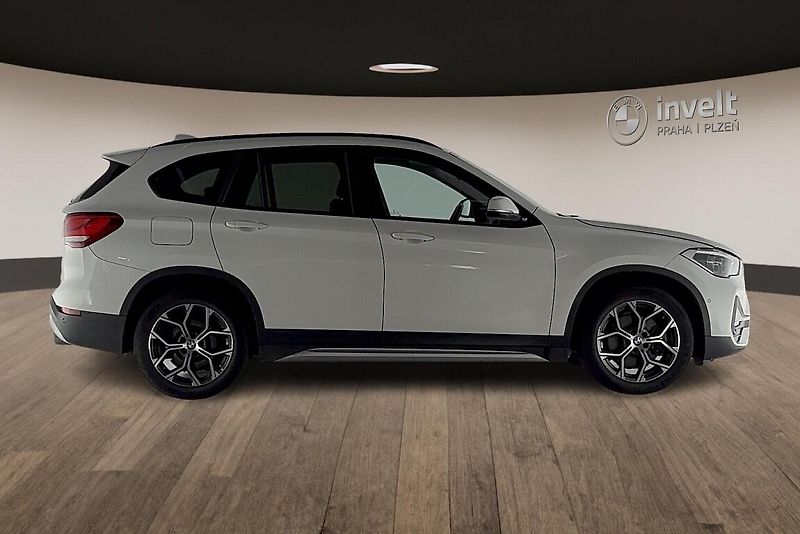 BMW X1 xDrive20d - fotka 2 z 12