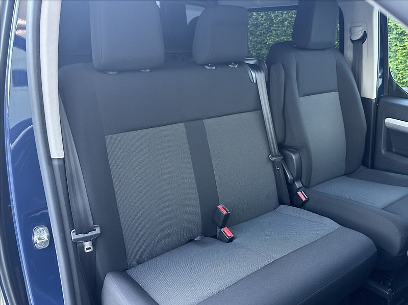 Opel Vivaro 2,0 CDTI 150PS  L2 Kombi-6 Enj - fotka 15 z 53
