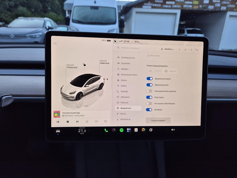 Tesla Model 3 LONG RANGE DUAL MOTOR TZ 94,2% - fotka 28 z 49