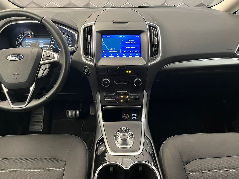 Ford Galaxy 2.5 HEV Titanium 7míst - fotka 17 z 67