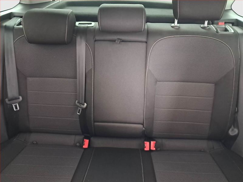 Škoda Rapid (2014) Spaceback 1.2 TSI, Tempomat - fotka 10 z 15