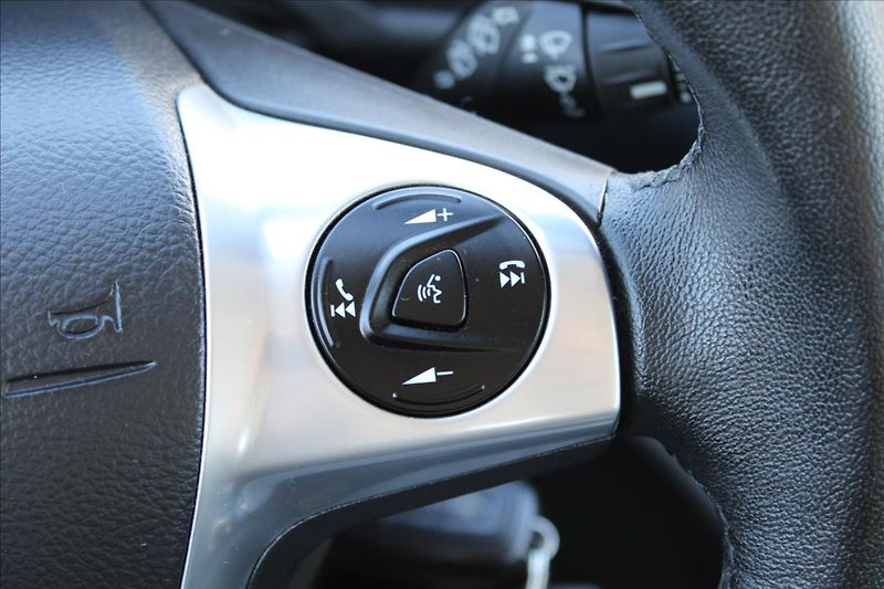 Ford Grand C-MAX 1,0 ECOBOOST  NOVÉ V ČR,1.MAJ - fotka 17 z 24