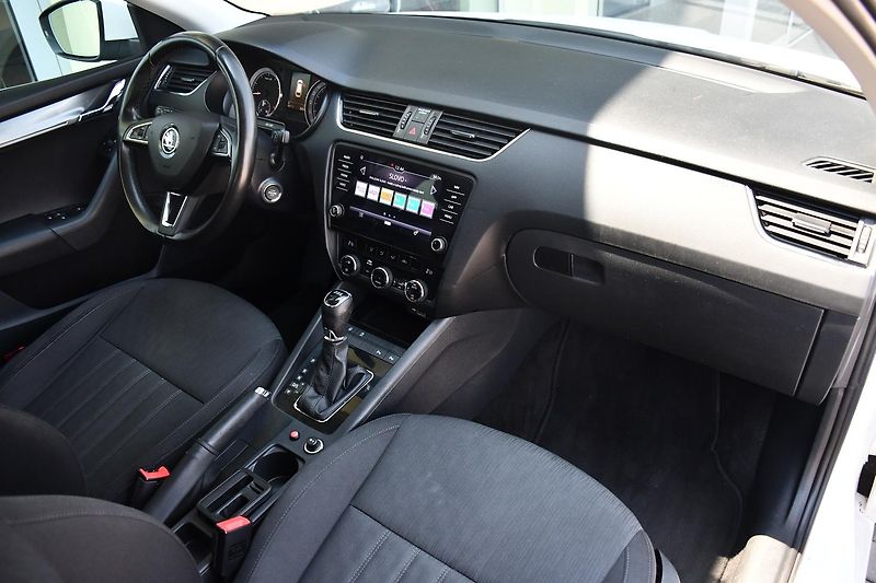 Škoda Octavia 1.5TSi 110kW DSG NAV KESSY - fotka 12 z 52