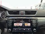 Škoda Superb (2016) 1.6 TDi, AC, výhřev sed. - náhled 15