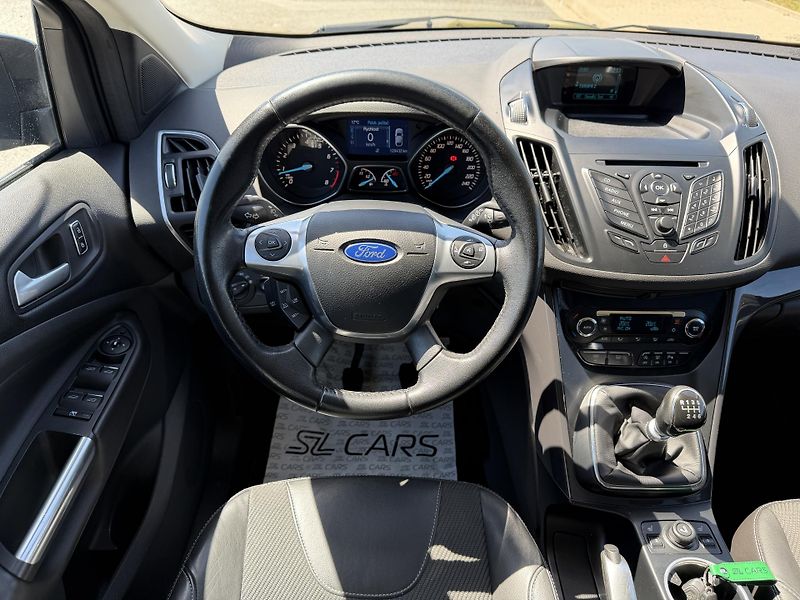 Ford Kuga 1.6 EB TITANIUM ROZVODY TAŽNÉ - fotka 12 z 39
