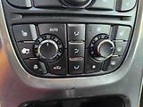 Opel Astra (2011) 1.7 CDTi,SERVISNÍ KN. DOL KM. - náhled 20