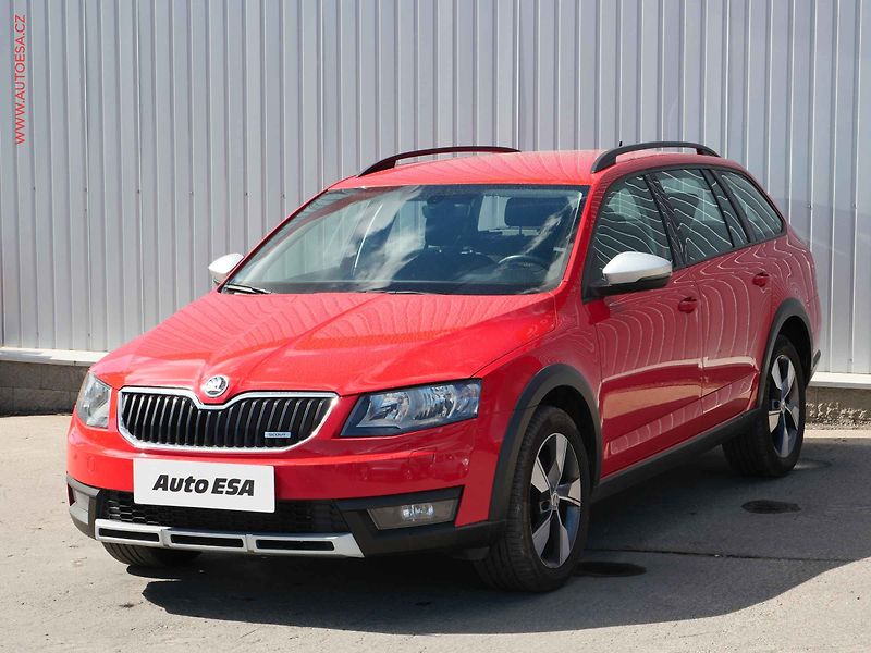 Škoda Octavia (2016) 2.0 TDi 4x4, Scout, DSG - fotka 3 z 26