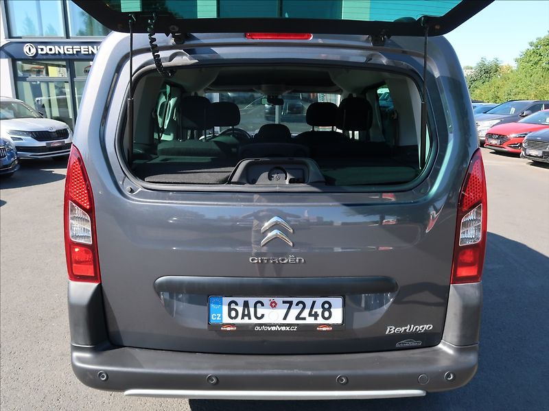 Citroën Berlingo 1,6 BHDi,73kW,NovéČR,Serv.kn. - fotka 20 z 25