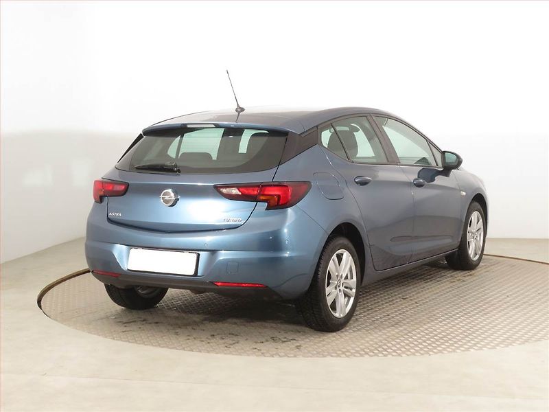 Opel Astra (2017) 1.4 T, Serv.kniha, Tempomat - fotka 5 z 15