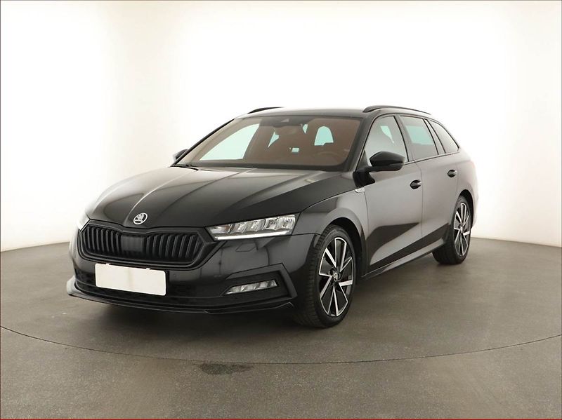 Škoda Octavia (2022) Sportline 2.0 TDI, Automat - fotka 2 z 17