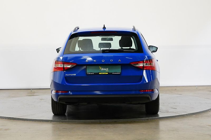 Škoda Superb - fotka 5 z 22