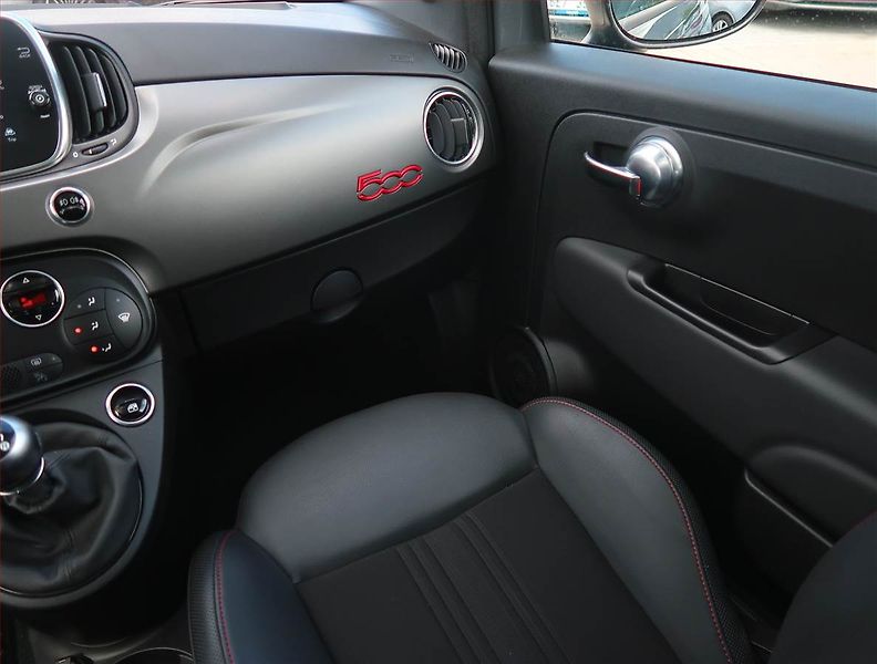 Fiat 500 (2022) 1.0 mild-hybrid, ČR,1.maj - fotka 8 z 16