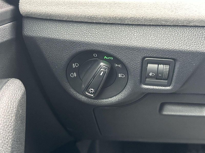 Škoda Scala (2024) 1.0 TSI Top Selection - fotka 16 z 26