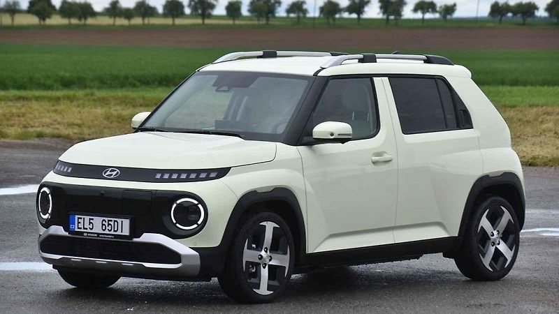 Hyundai Inster je auto, které může elektromobilitu přiblížit další skupině motoristů.