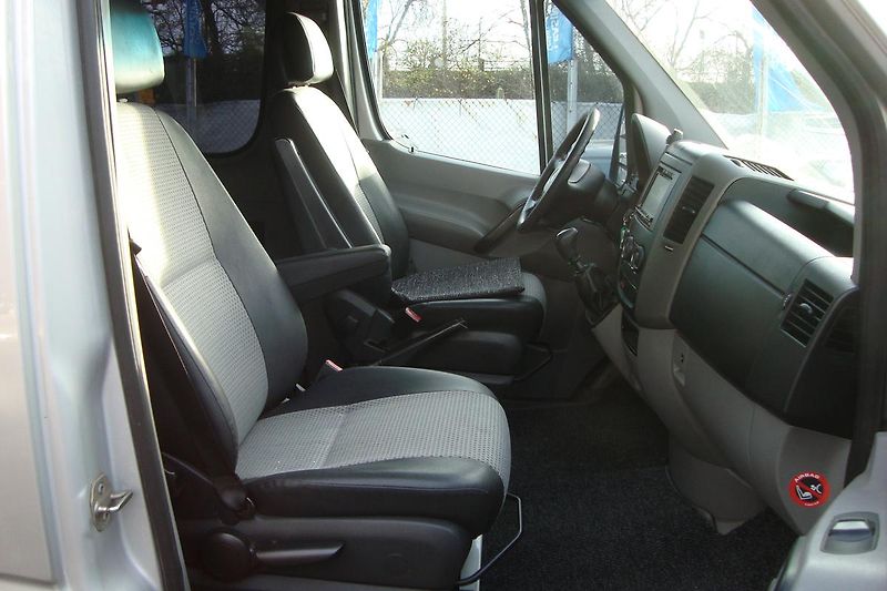 Mercedes-Benz Sprinter (2006) 315 CDi,ČR,1.Maj. 9 - Míst,STK - fotka 31 z 37