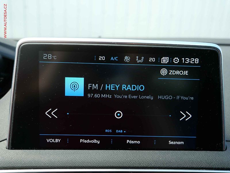 Peugeot 5008 (2019) 1.5 HDi, Crossway, AT, LED - fotka 21 z 30