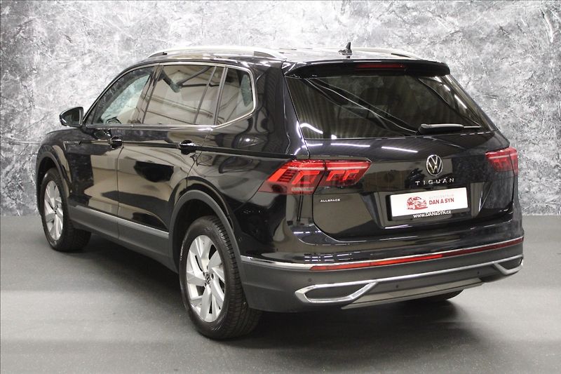 Volkswagen Tiguan Allspace 1,5 TSI EVO DSG Elegance CZ - fotka 3 z 35