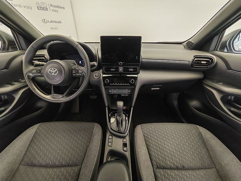 Toyota Yaris Cross 1.5 TNGA HEV CVT Style 2x4 - fotka 10 z 36