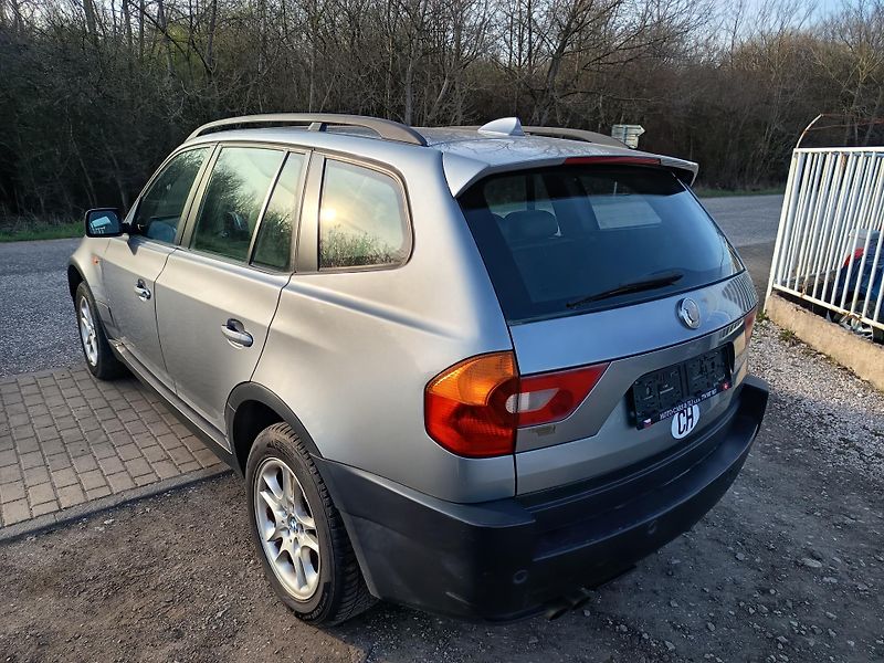 BMW X3 (2004) 3.0i automat - fotka 13 z 38