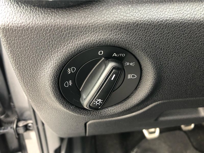 Škoda Fabia 1.0 TSi Monte Carlo - fotka 14 z 29