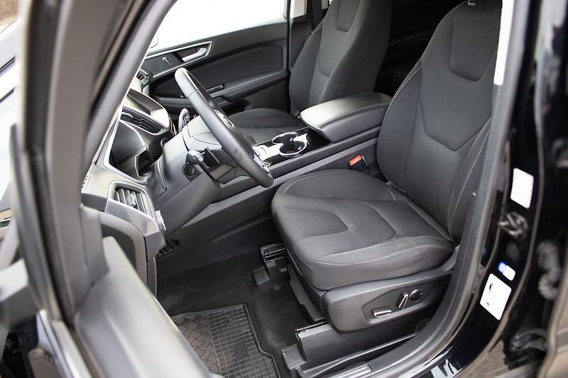 Ford S-MAX servisní knížka - fotka 13 z 36