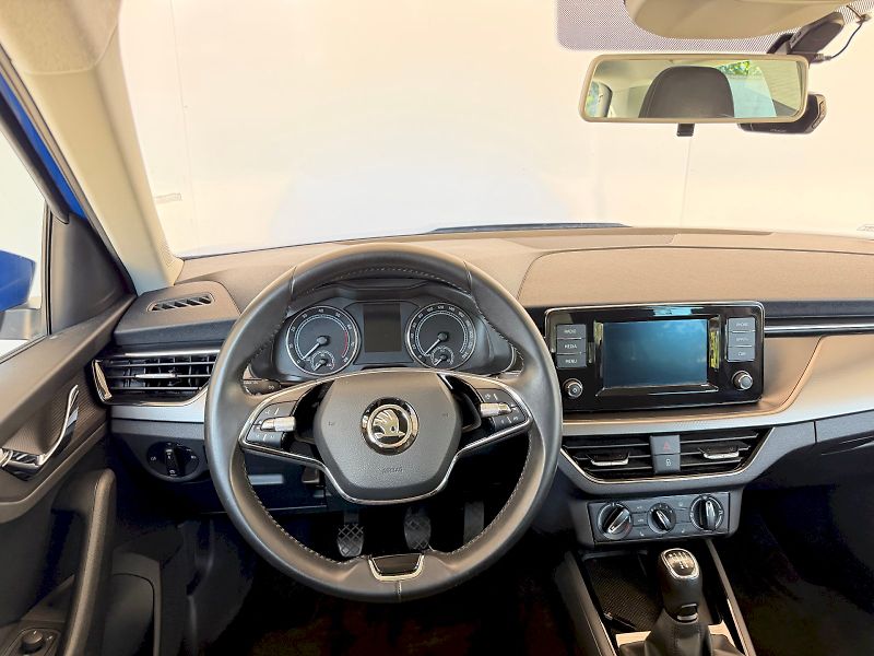 Škoda Kamiq (2021) Ambition 1.0 TSI / 70 kW M5 - fotka 8 z 25