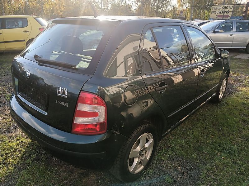 Škoda Fabia 1.4 16V Comfort - fotka 5 z 20