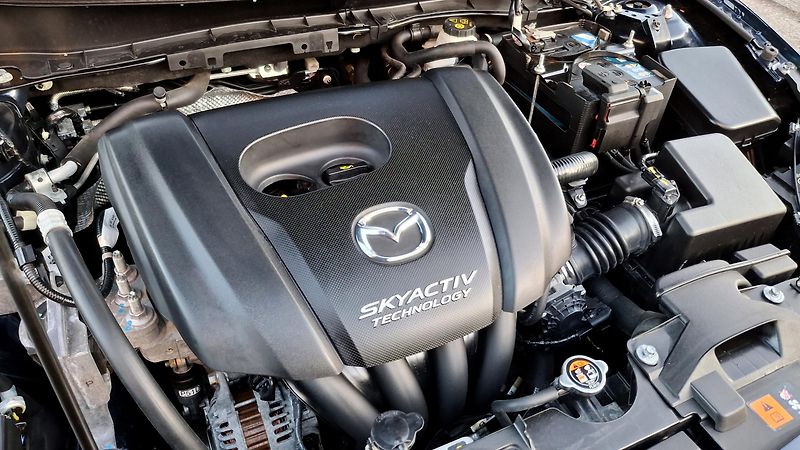Mazda 2 1.5 sport  66kw  facelit - fotka 15 z 39