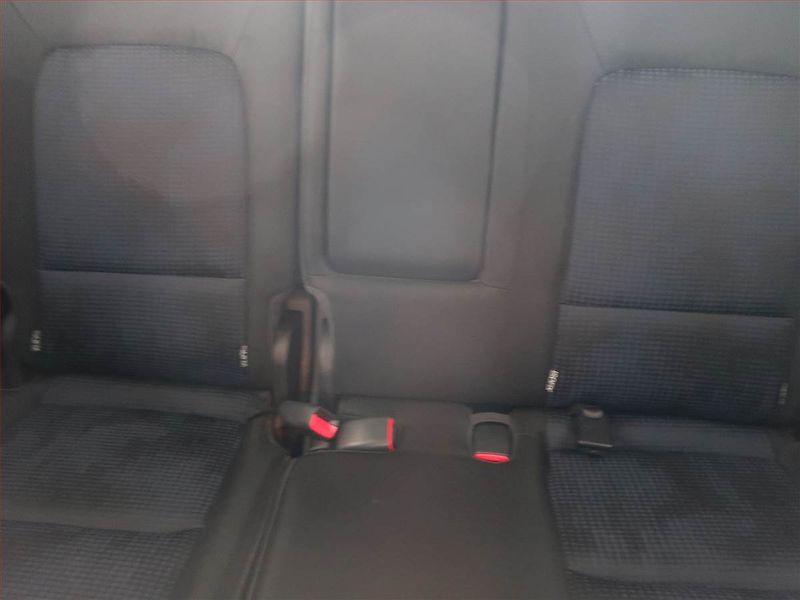 Hyundai ix20 (2015) 1.6 CRDi - fotka 10 z 12