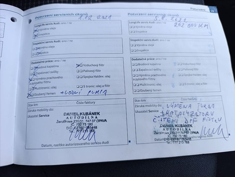 Audi Q7 3,0 TDi Quattro Autom.7Míst ČR - fotka 37 z 40