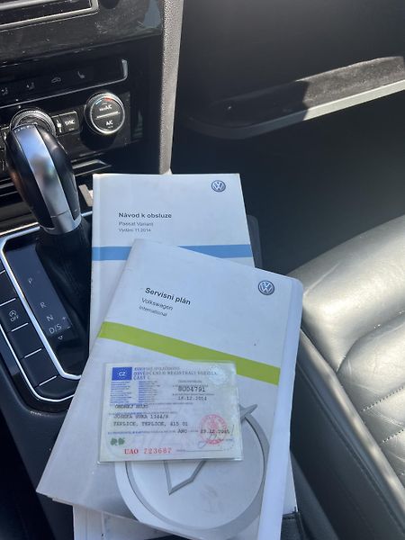 Volkswagen Passat (2014) 2,0TDI, Highline, DSG, STK3/28 - fotka 15 z 15